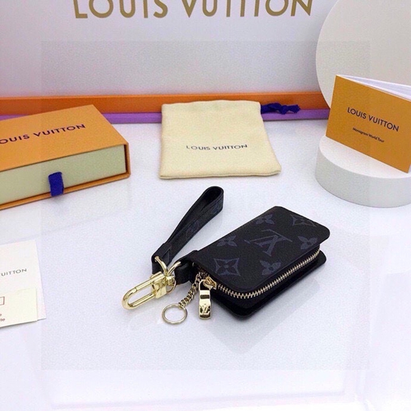 ブランドキーホルダー着用イメージ